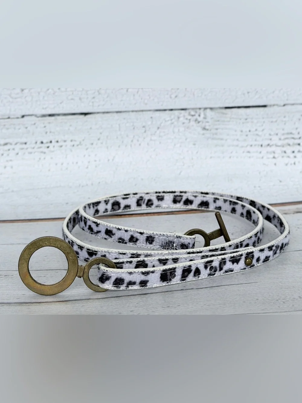 Vintage Women's Skinny Snow Leopard Print Belt